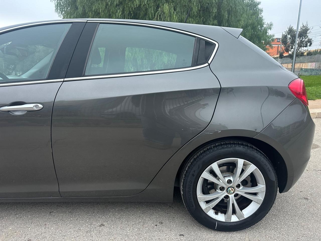 Alfa Romeo GIULIETTA 2.0 170 CV 2011