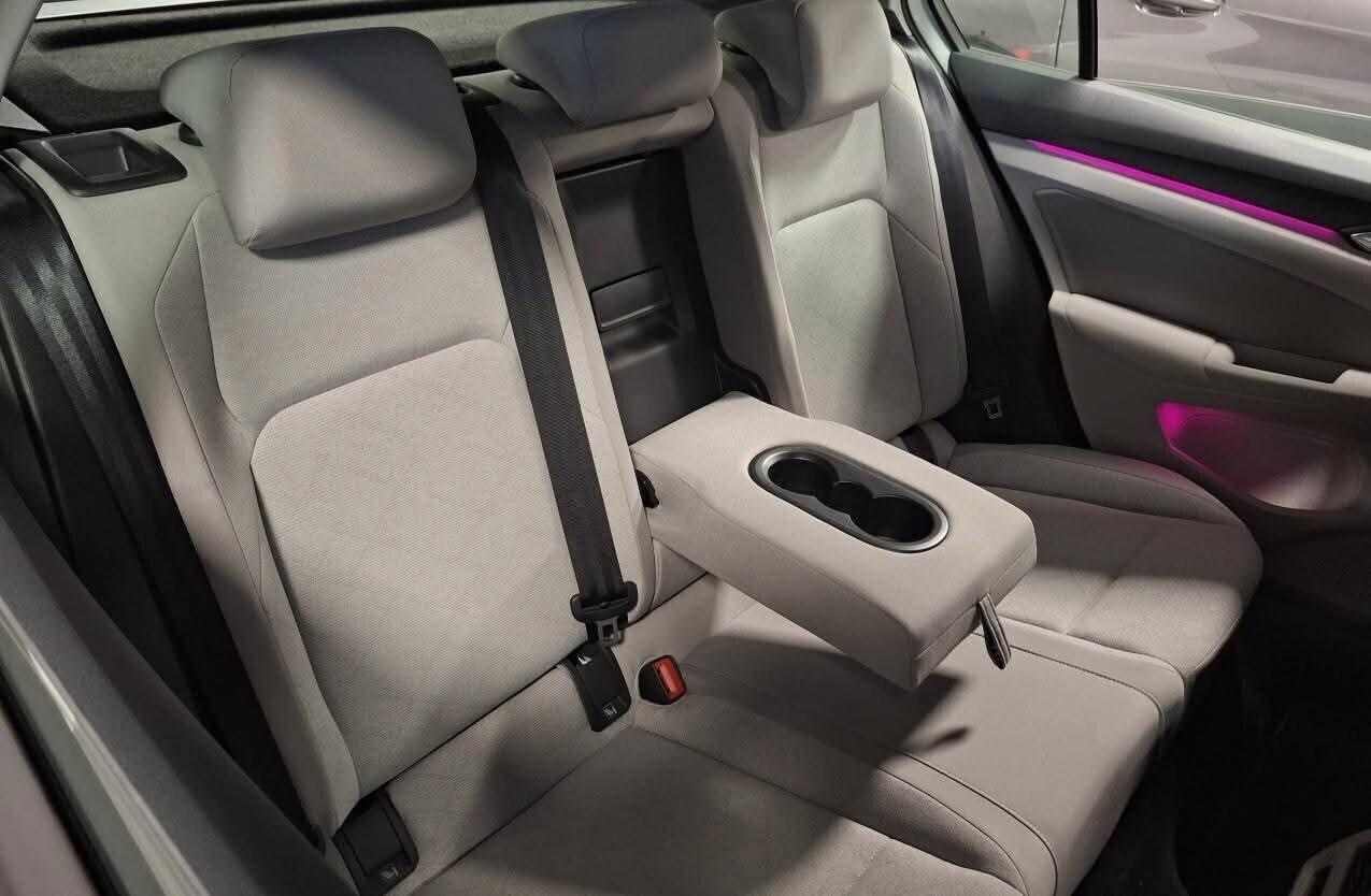 Volkswagen Golf 1.5 eTSI DSG virtual cockpit