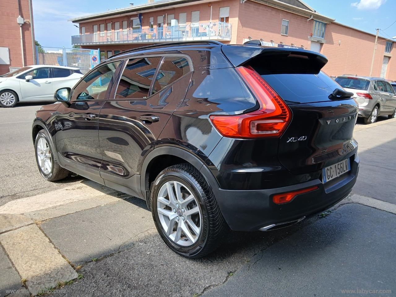 VOLVO XC40 D3 AWD Geartronic R-design