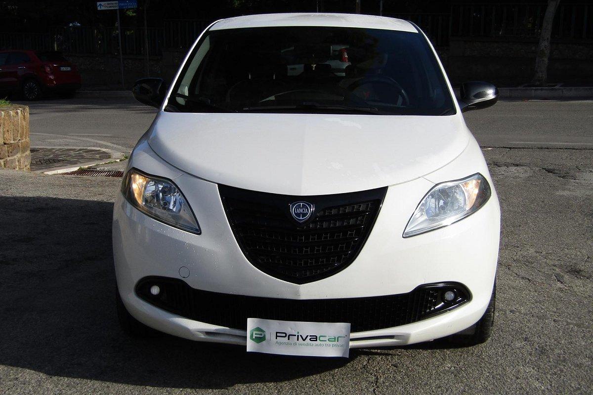LANCIA Ypsilon 1.2 69 CV 5 porte GPL Ecochic Silver