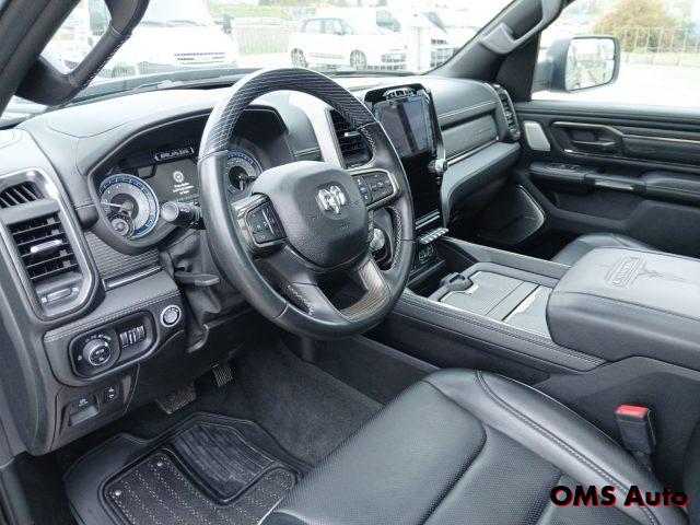 DODGE RAM 1500 5.7 GPL V8 Limited Night N1