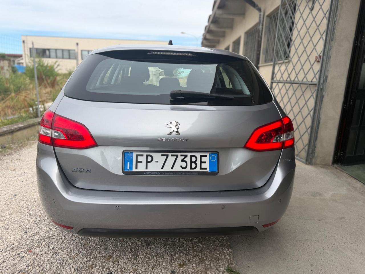 Peugeot 308 BlueHDi 130 S&S SW Allure