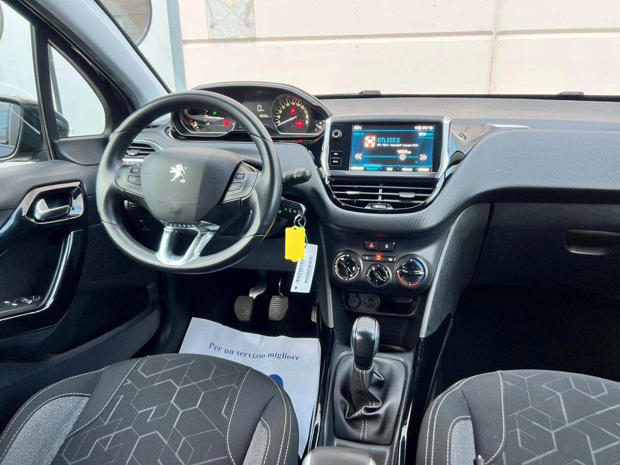 Peugeot 2008 PureTech 82 S&S Allure