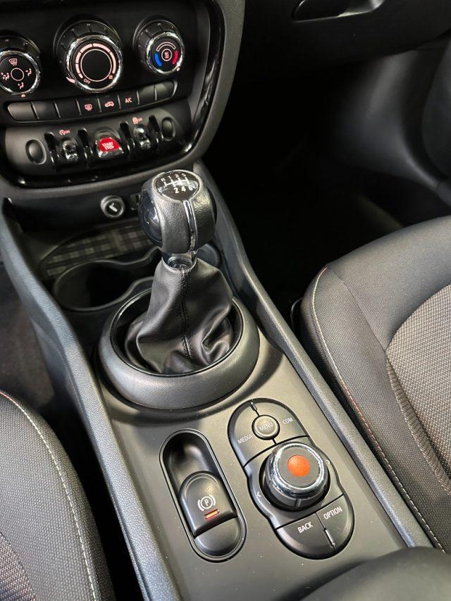 MINI Clubman 1.5 One Essential - 17" - LED - OK Neopatentati