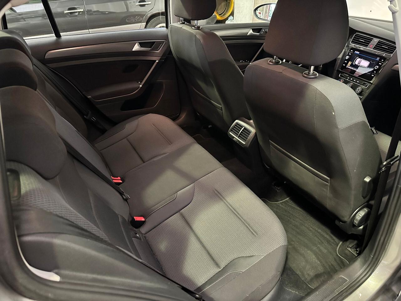 Volkswagen Golf 7.5 Variant 1.5 TSI 130 CV EVO Business BlueMotion