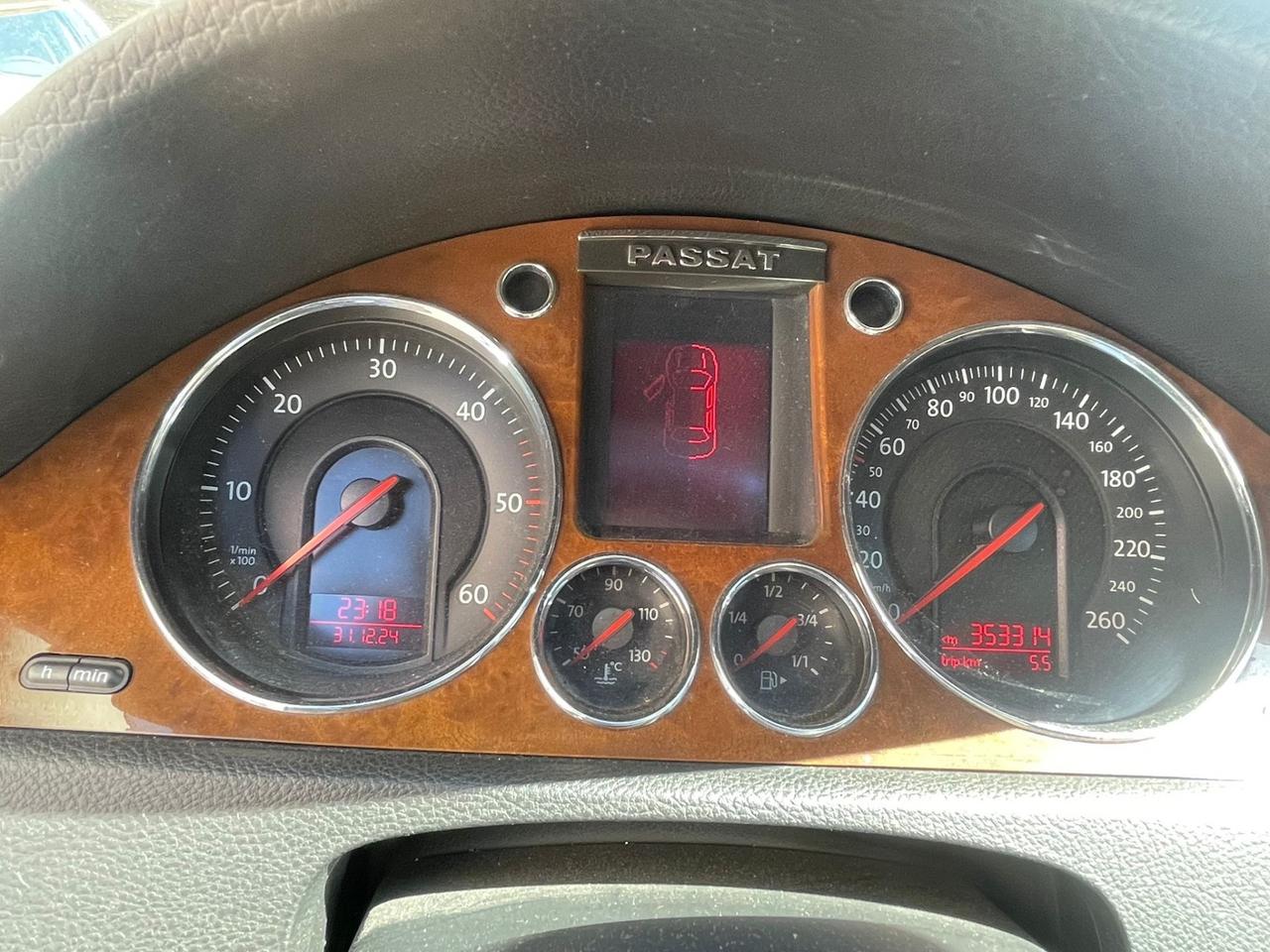 Volkswagen Passat 2.0 TDI Highline BERLINA