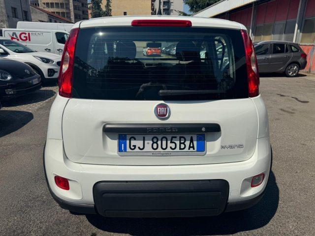 FIAT Panda 1.0 GSE S&S Hybrid Street (AUTOCARRO N1)