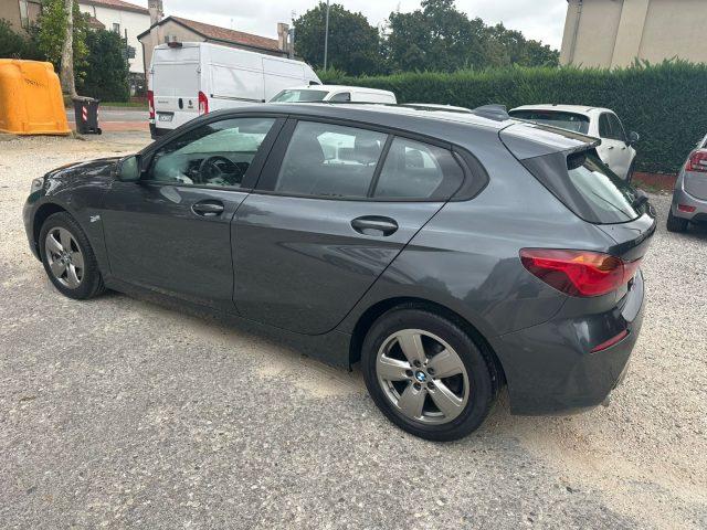 BMW 118 i 5p. Business Advantage