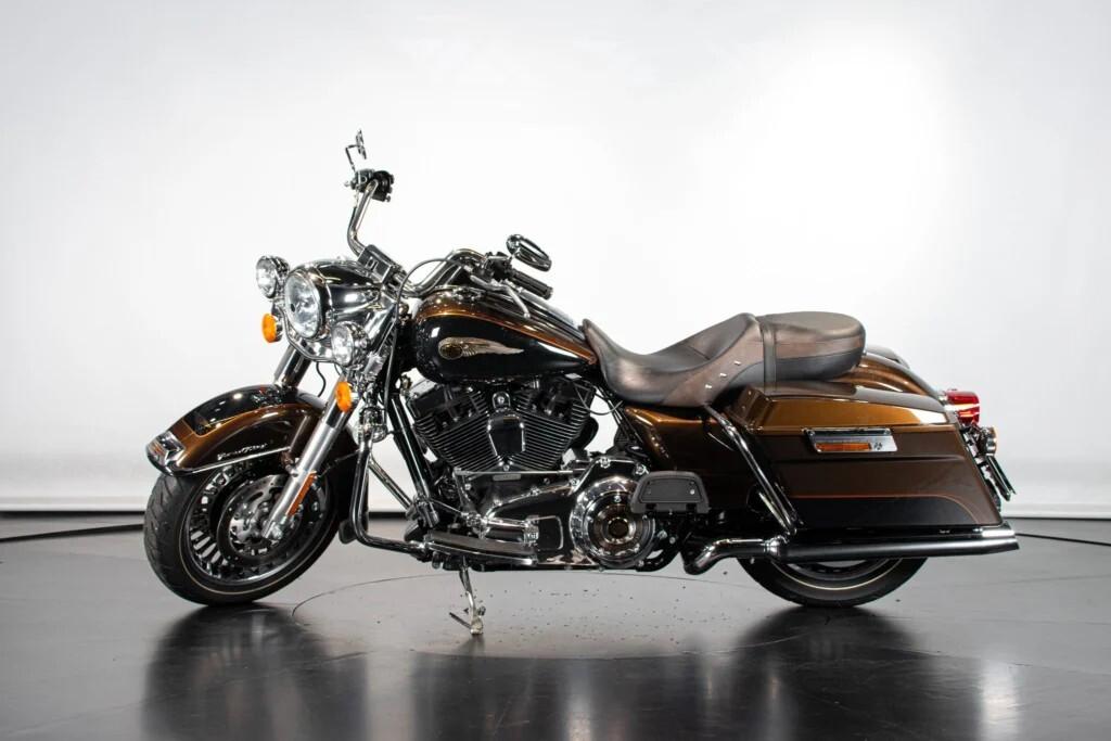 Harley-davidson Road King C.V.O. 110TH° ANNIVERSARY - 2013
