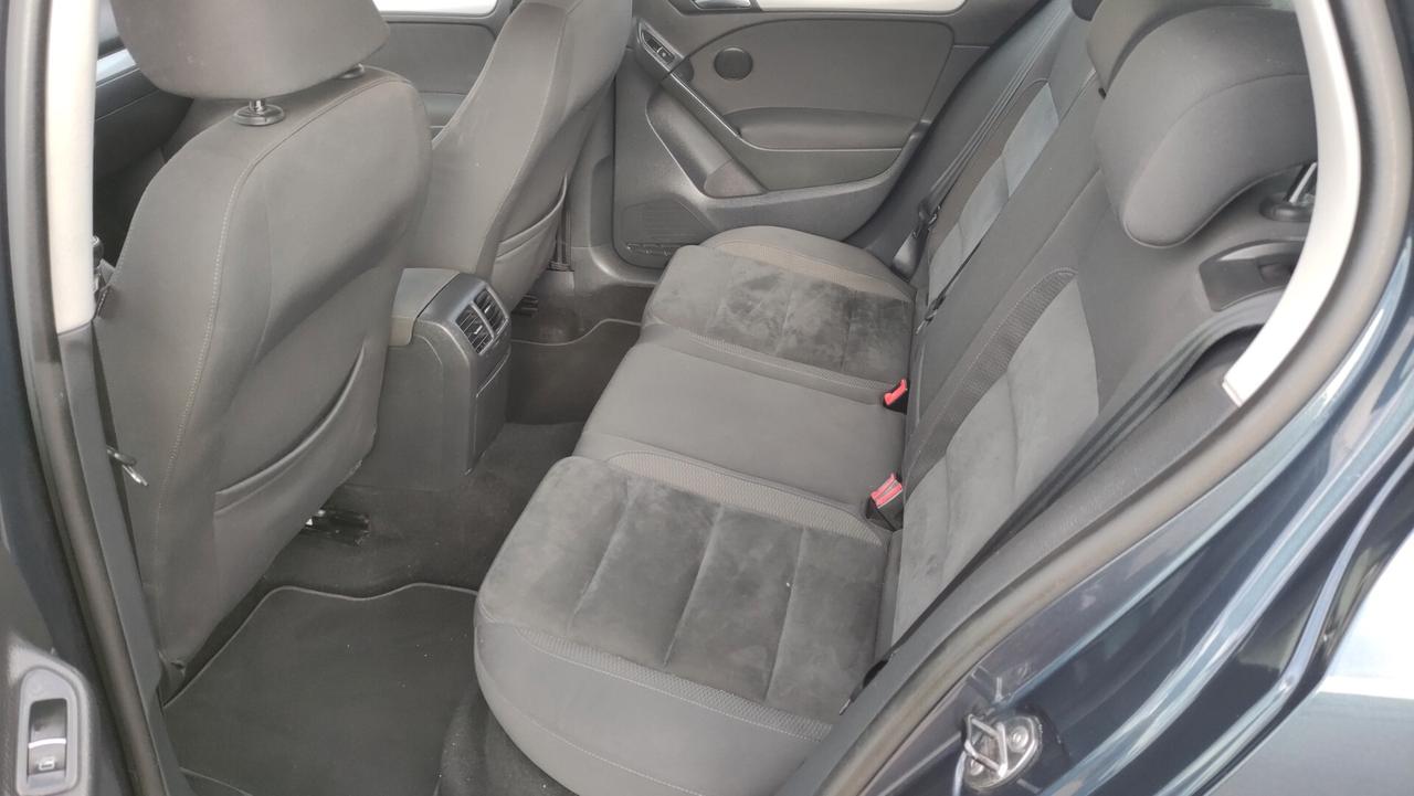 Volkswagen Golf VI 1.6 TDI 105CV 5p. Highline NEOPATENTATI - 2011