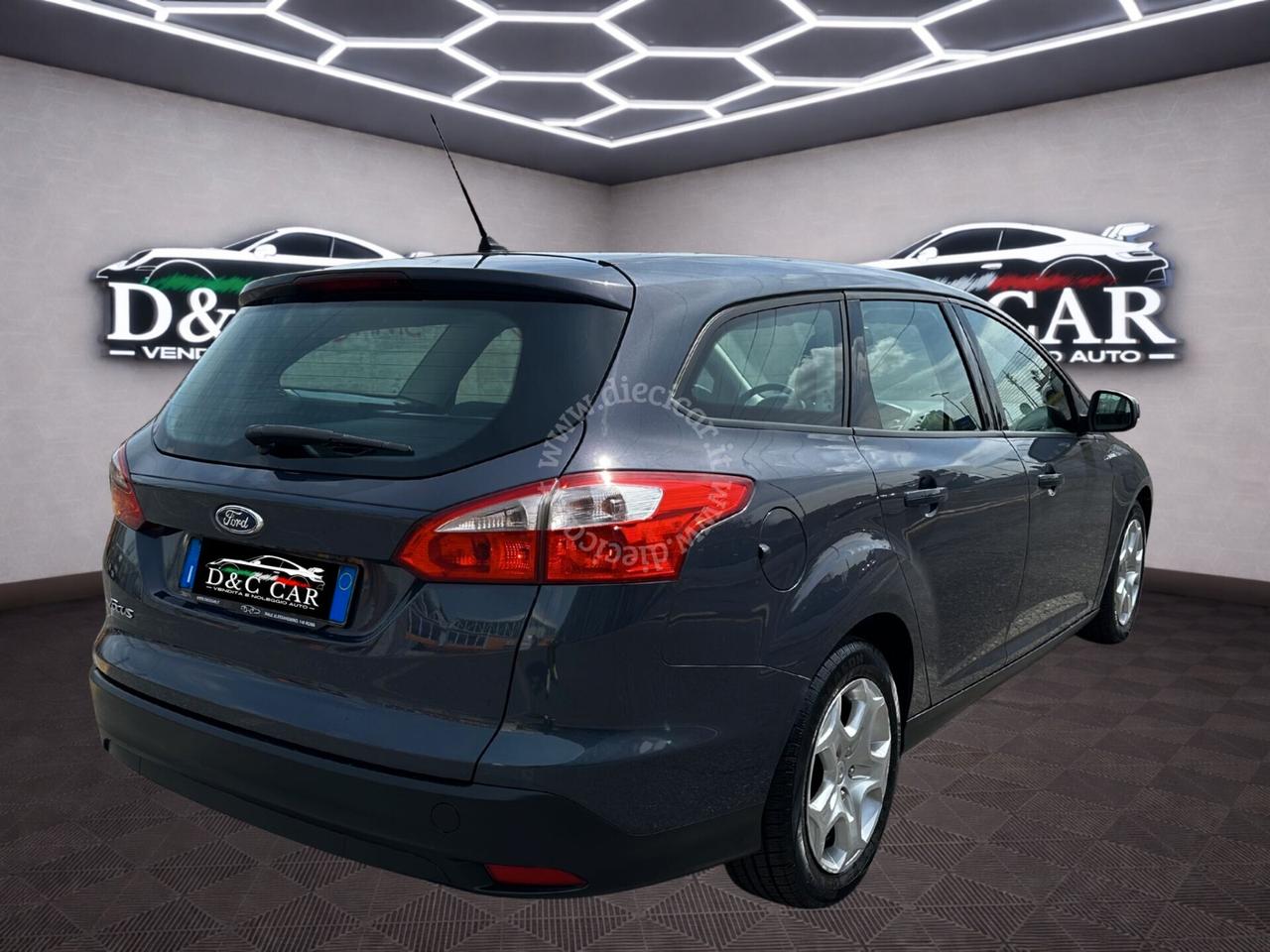 Ford Focus 1.6 TDCi 115 CV SW TAGLIANDI DISTRIBUZIONE GOMME FATTI