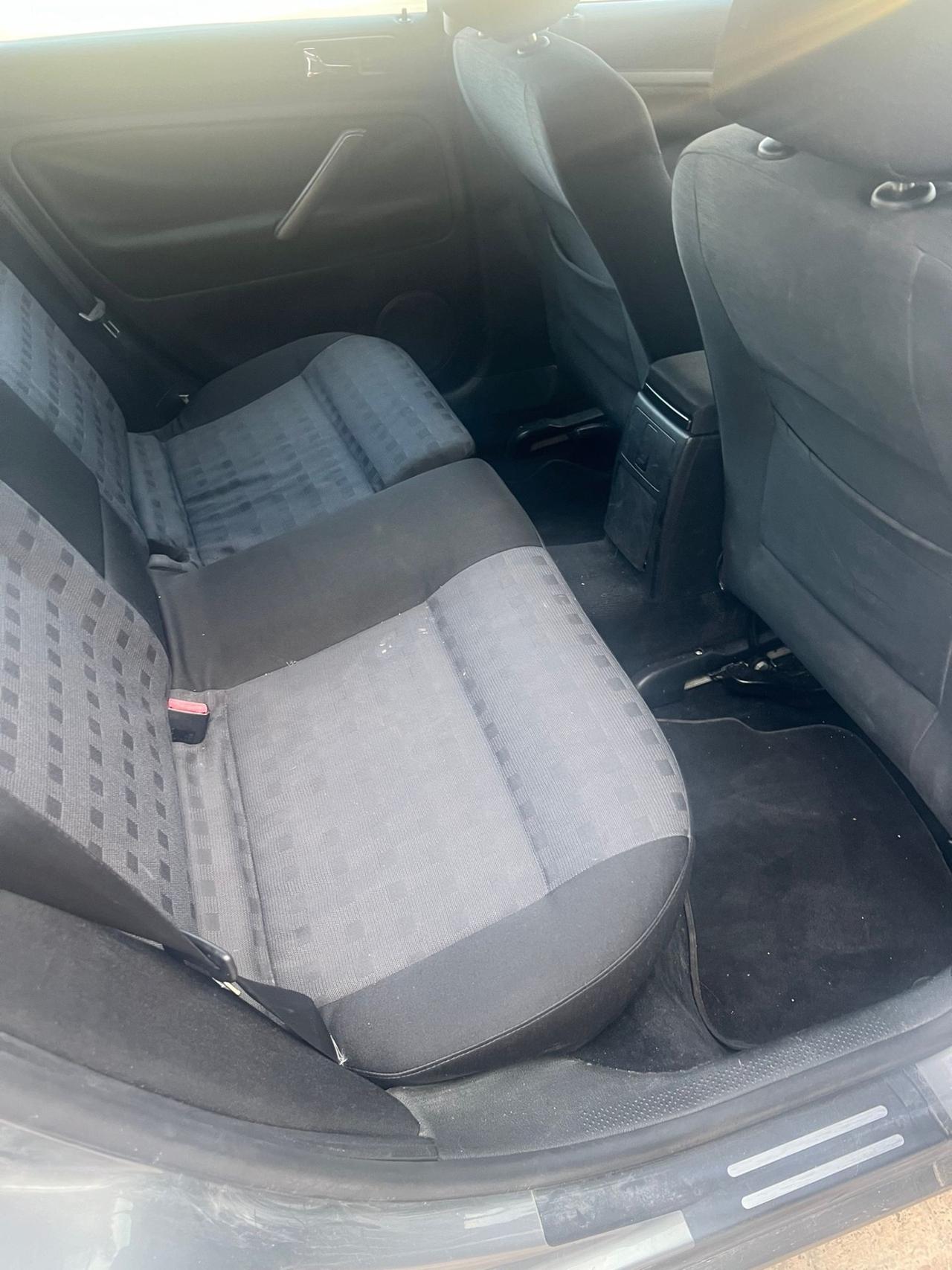 Volkswagen Passat 1.9 TDI/130 CV