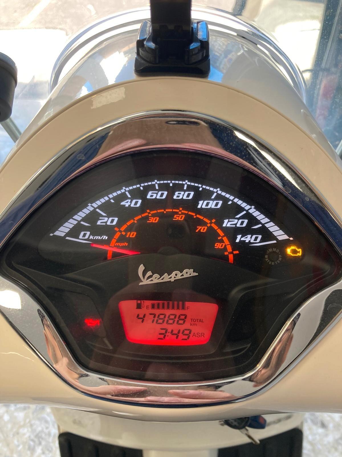 Vespa GTS 300