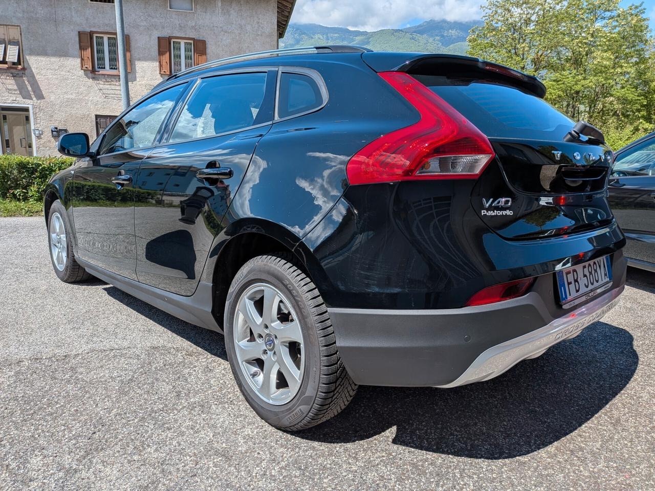 VOLVO V40 CROSS COUNTRY 2.0 120CV