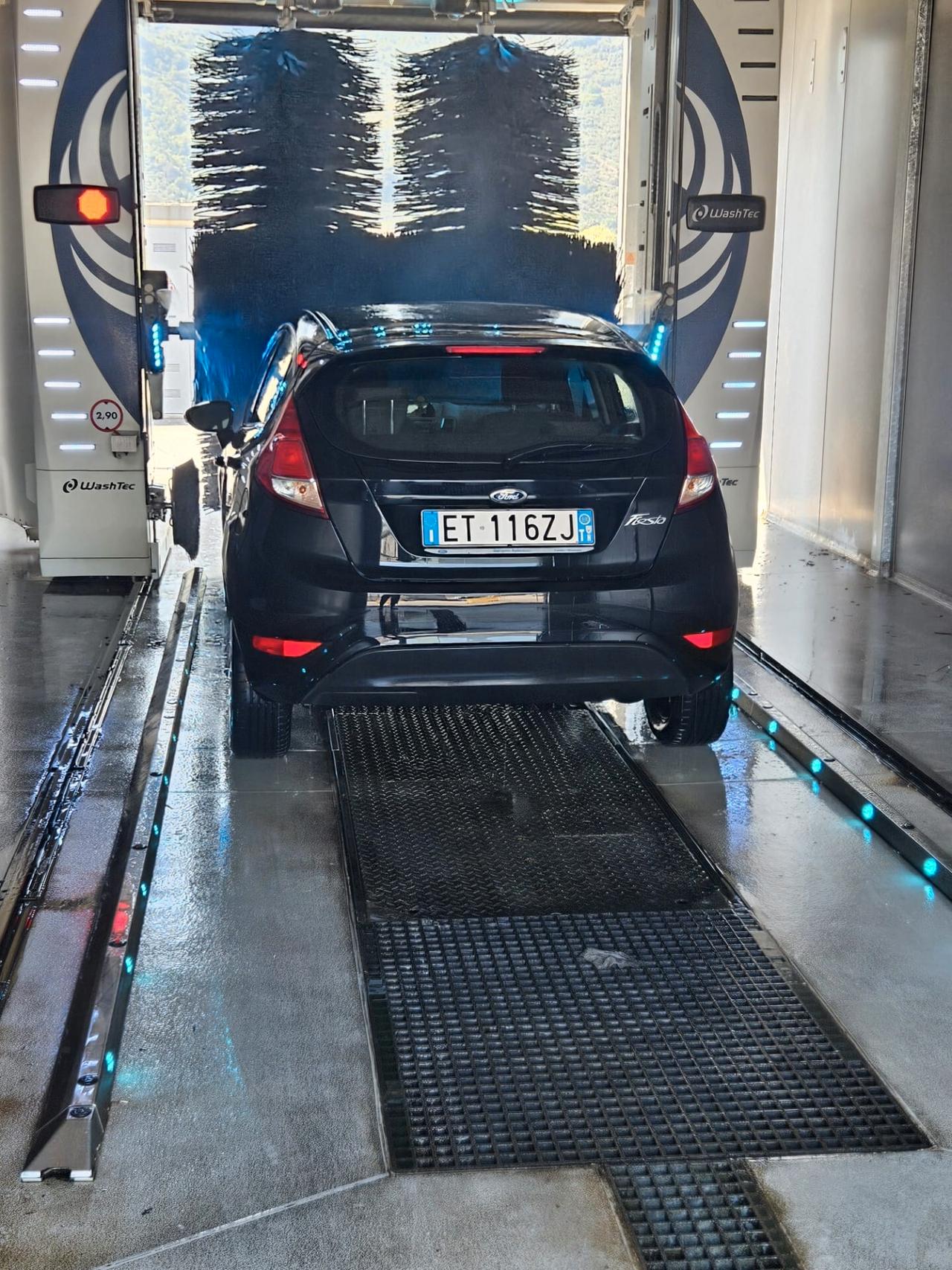 Ford Fiesta 1.4 5 porte Bz.- GPL