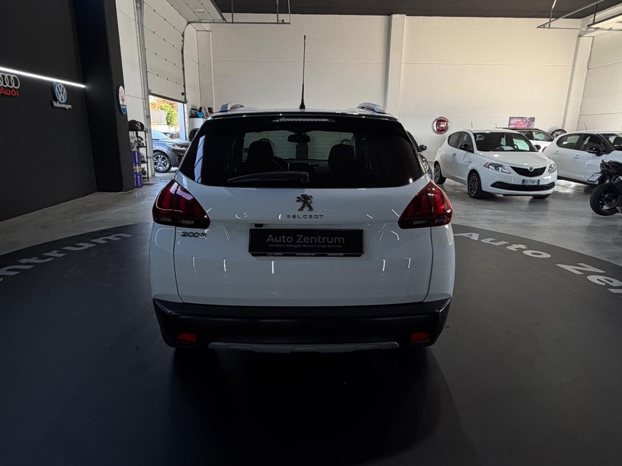Peugeot 2008 BlueHDi 100 S&S Allure