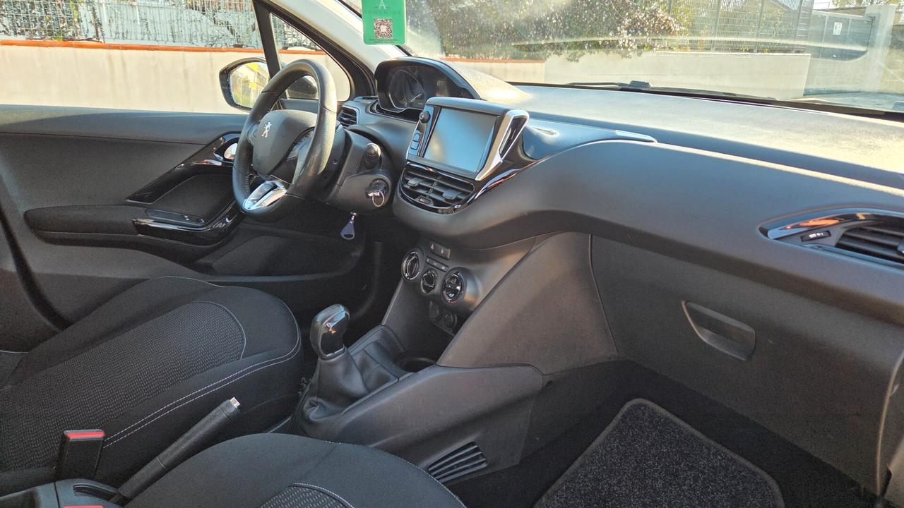 Peugeot 208 BlueHDi 5 porte Allure
