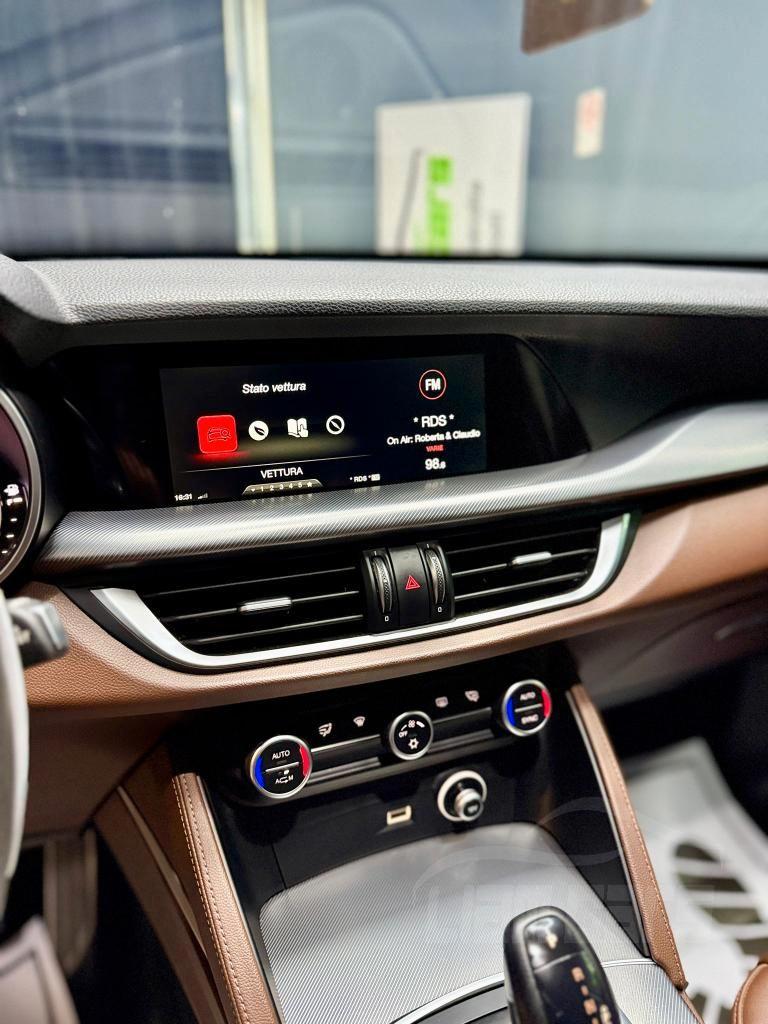 Alfa Romeo Stelvio 2.2 t Super Q4 210cv auto