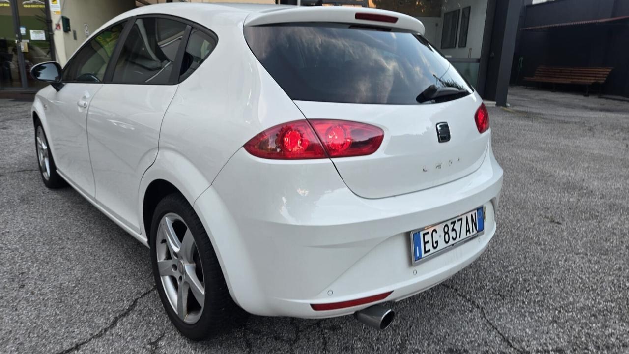 Seat Leon 1.6 TDI Copa x Neopatentati