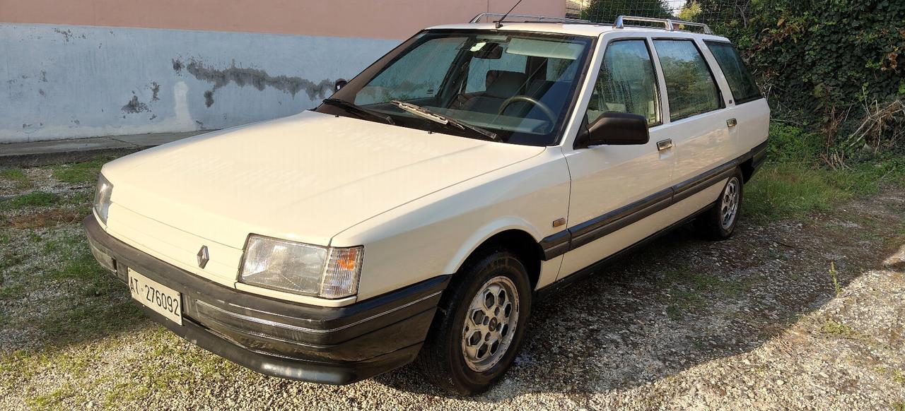Renault R 21 Nevada 1.7 GTS e Gancio traino