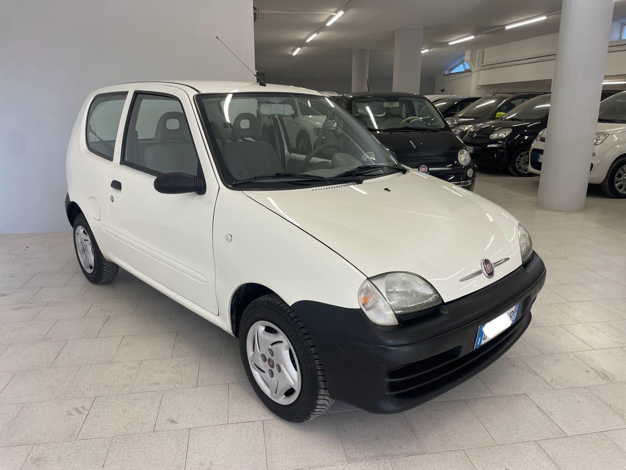 Fiat 600 1.1 Active Pari Al nuovo !