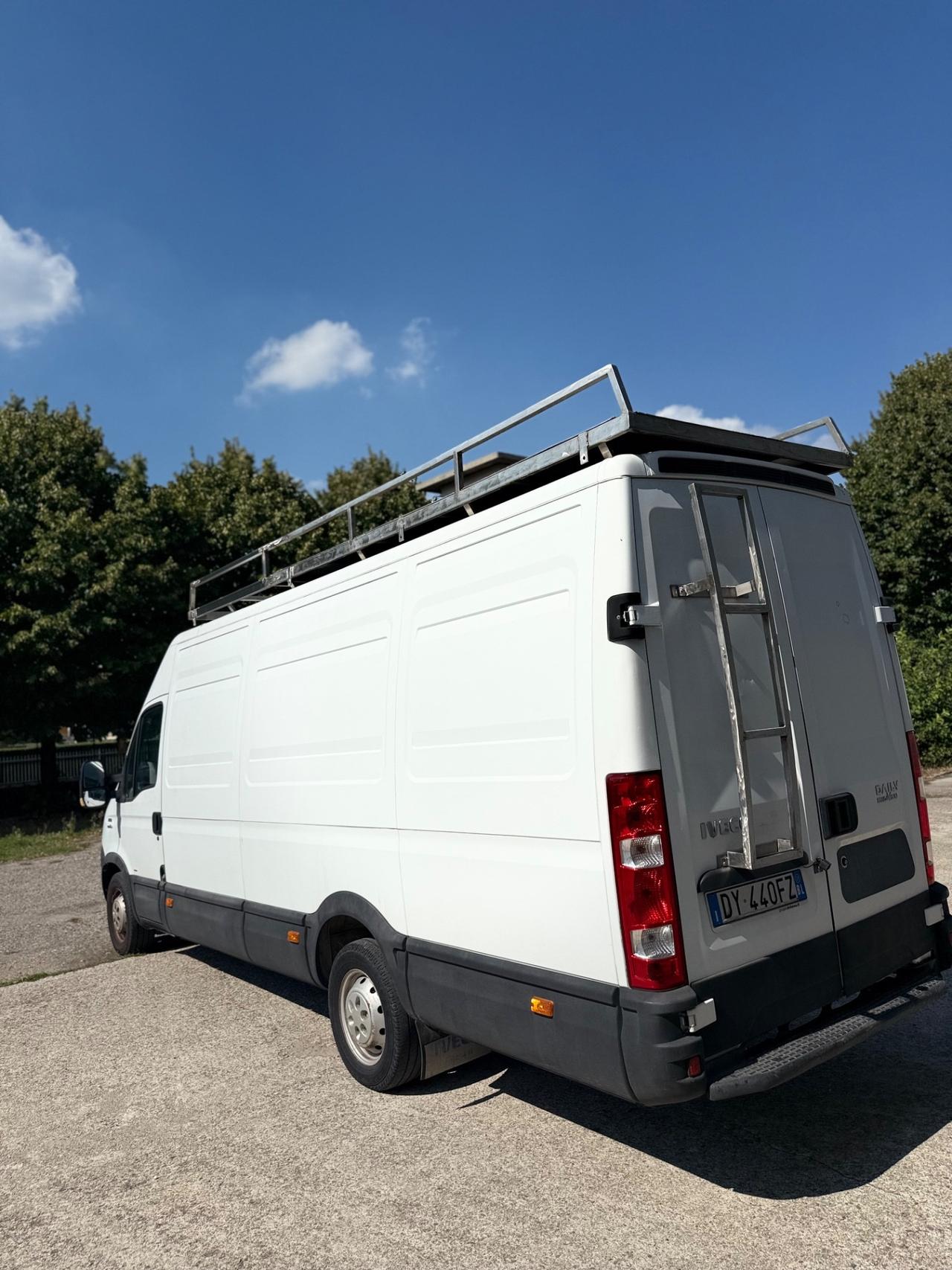Iveco Ecodaily 35S18VP 3.0 Hpt PL-TA Midivan