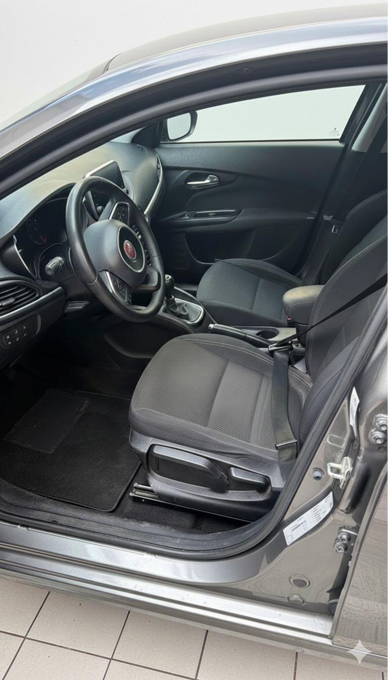 Fiat Tipo 1.4 5 porte Easy
