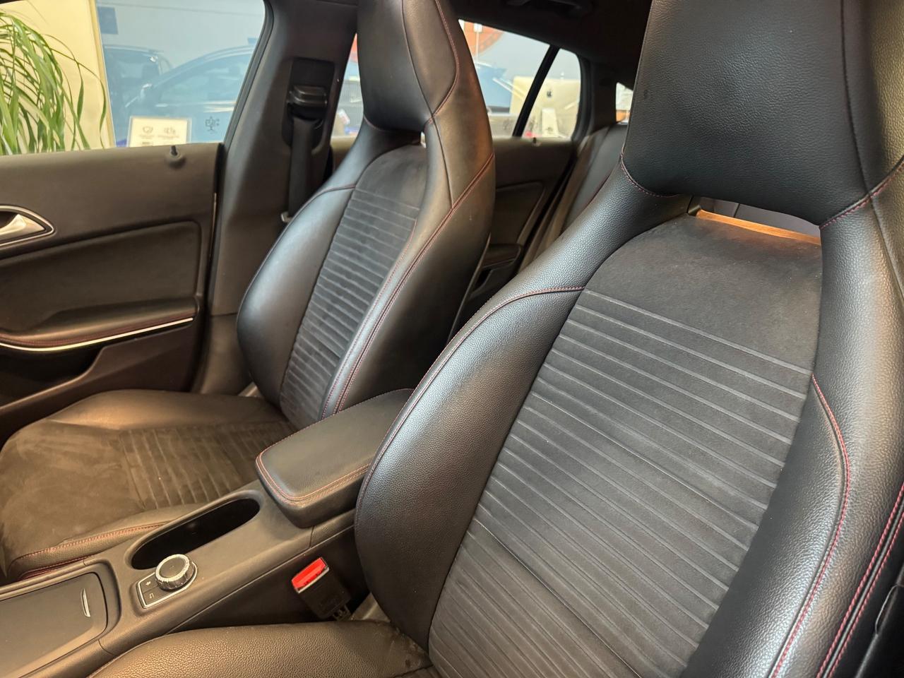 Mercedes-benz CLA 200 CDI S.W. Automatic Premium Tetto apribile