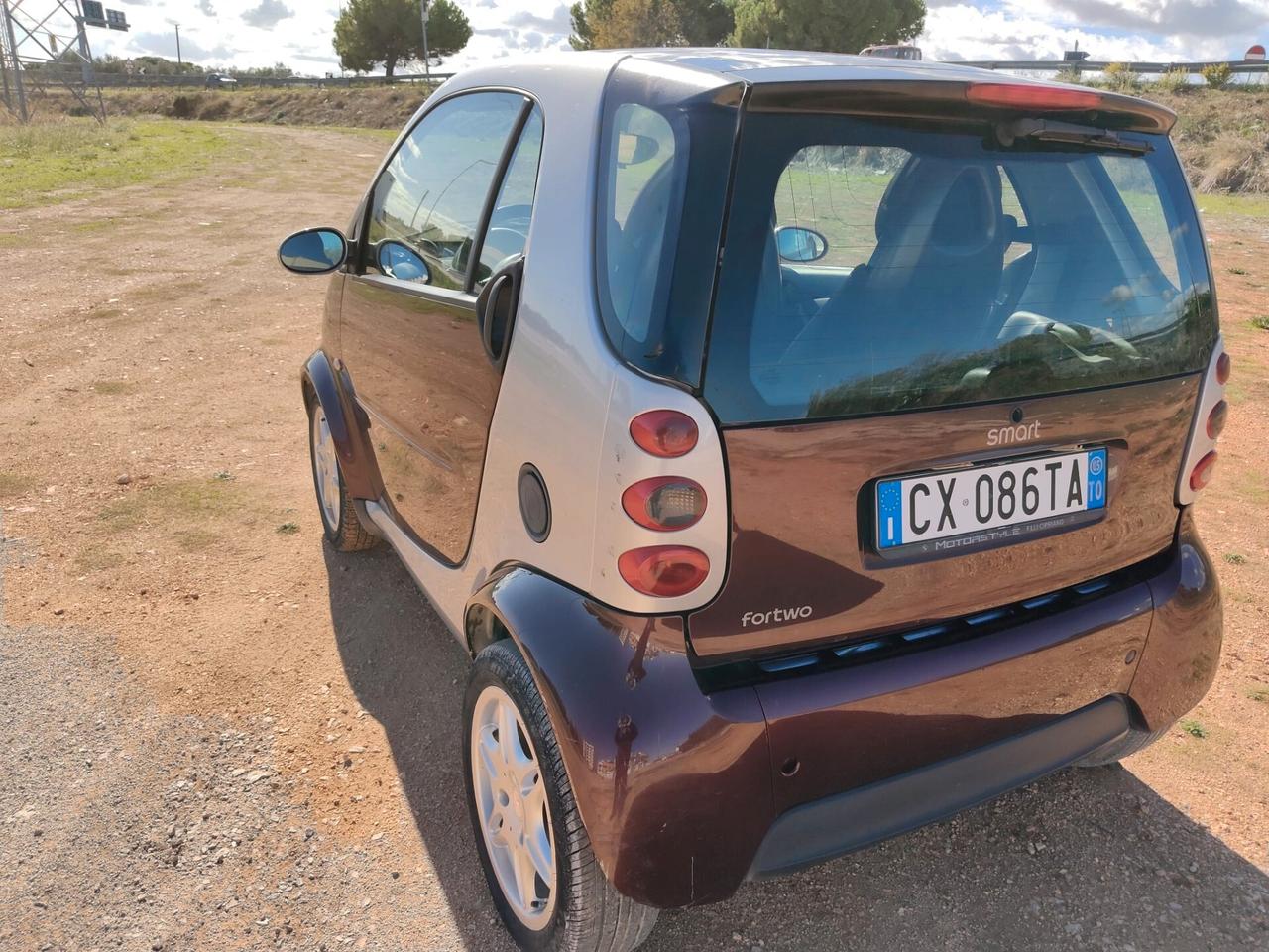 Smart ForTwo 700 coupé pure (37 kW)