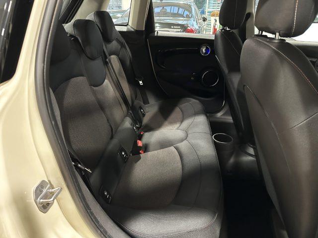 MINI One 1.5 Baker Street 5 porte - LED - 16" -Navi-Carplay