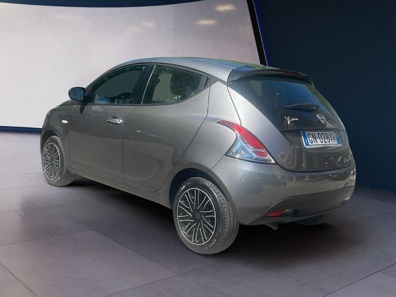 Lancia Ypsilon 1.0 FireFly 70cv Hybrid Gold