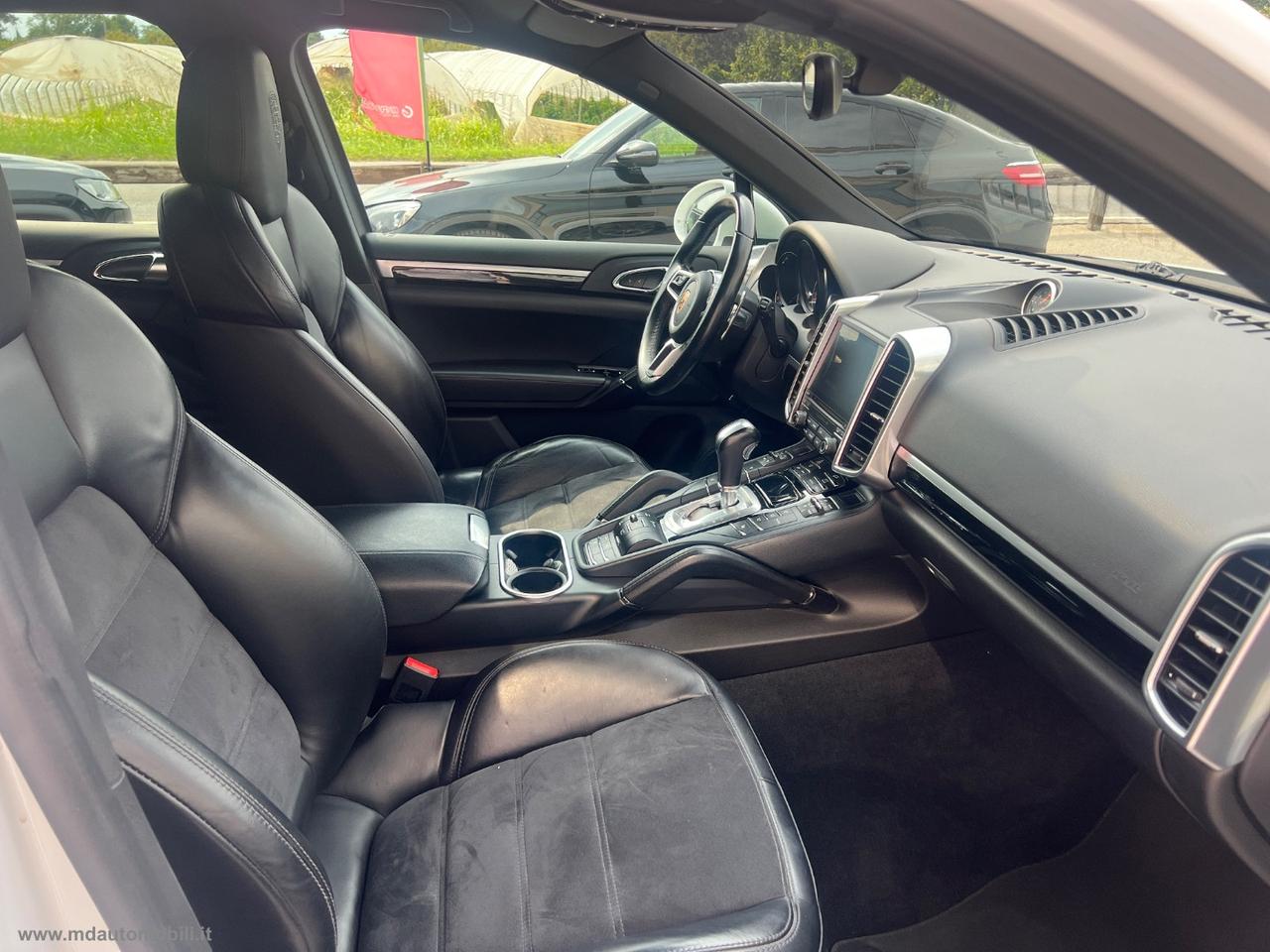 PORSCHE Cayenne 3.0 Diesel Platinum Edition CERCHI 21 LED