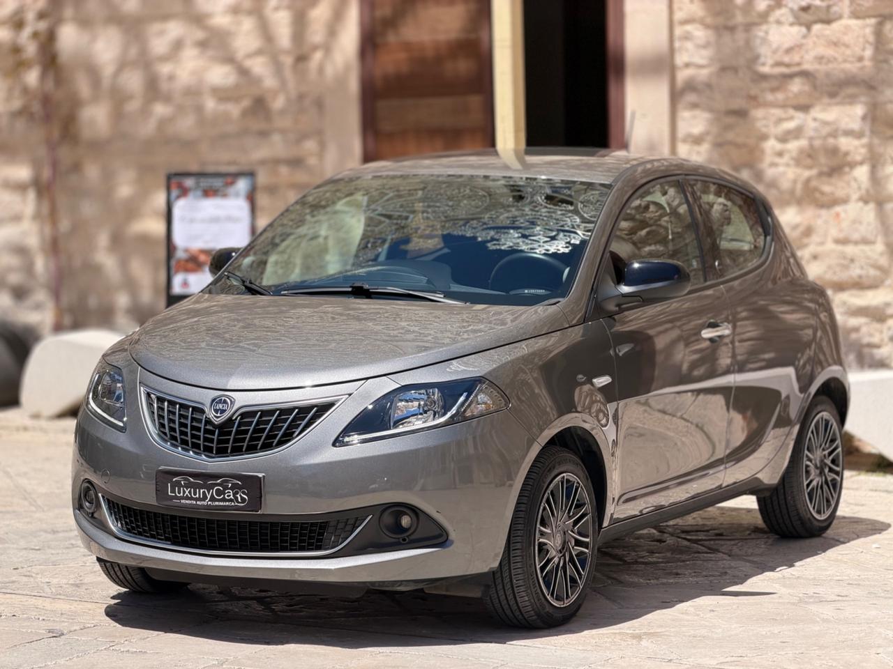 Lancia Ypsilon 1.0 FireFly 5 porte S&S Hybrid Ecochic Gold