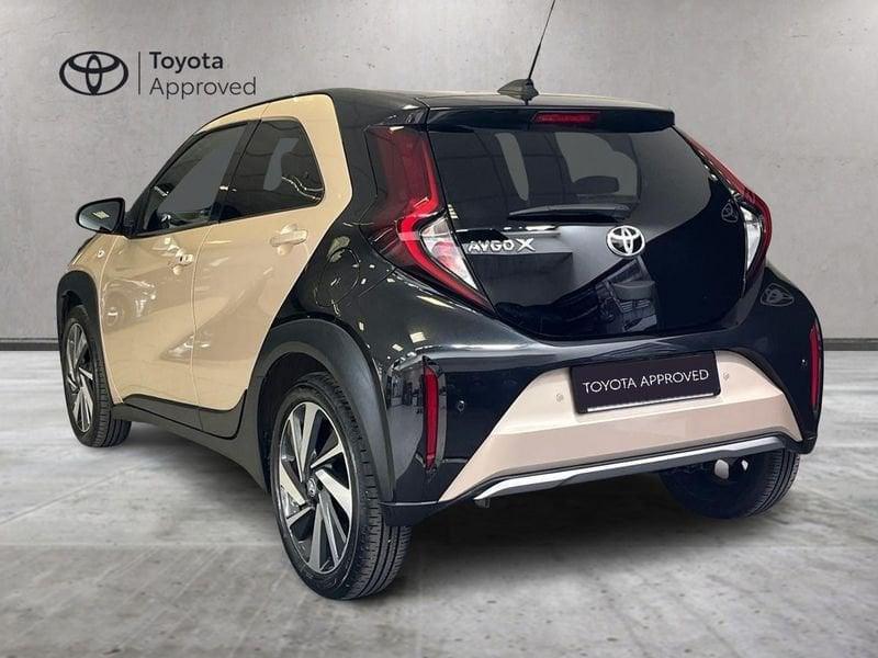 Toyota Aygo X 1.0B (72 CV) Lounge S-CVT