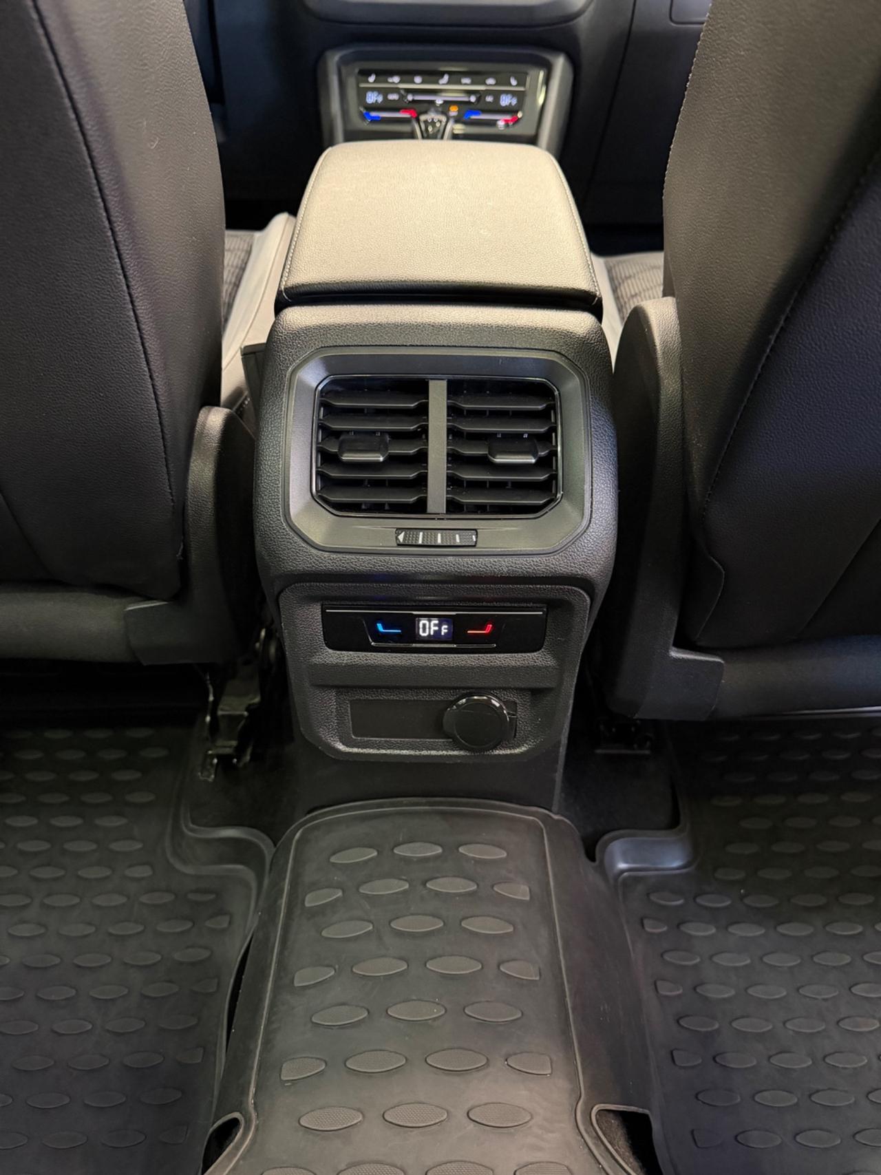 Volkswagen Tiguan 2.0 TDI 200 CV SCR DSG 4MOTION R-Line