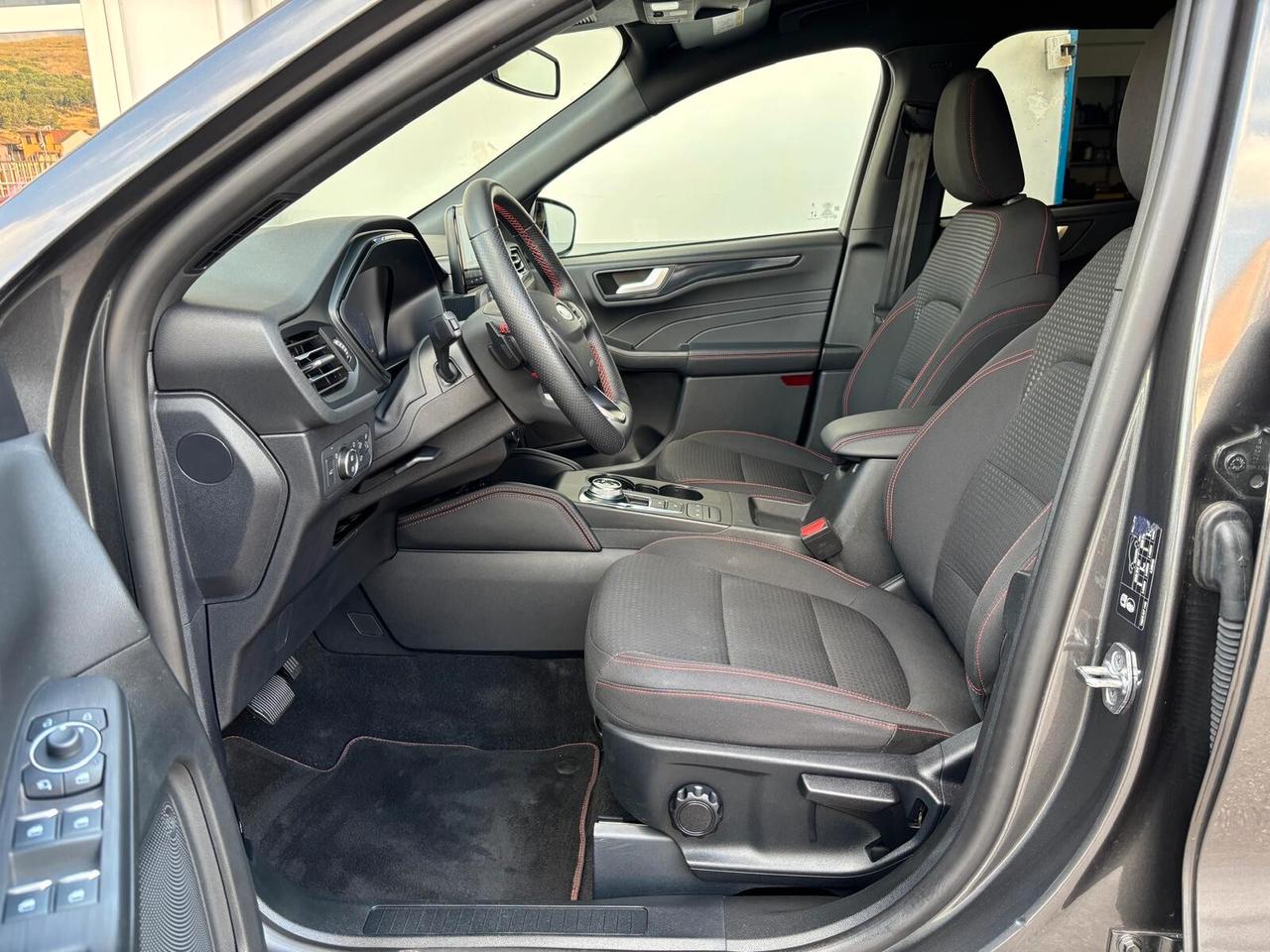 Ford Kuga 2.0 EcoBlue 120 CV aut. 2WD ST-Line