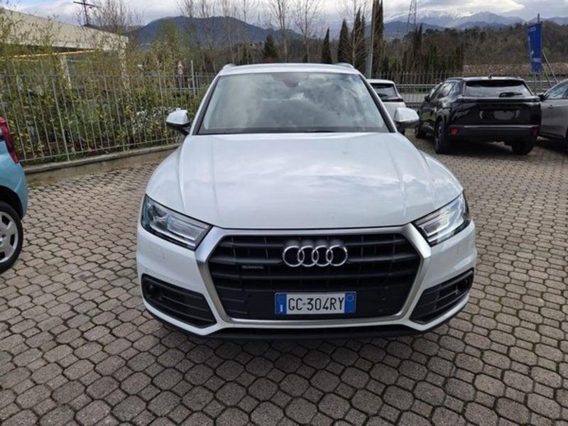 Audi Q5 50 TFSI e Business quattro S tronic