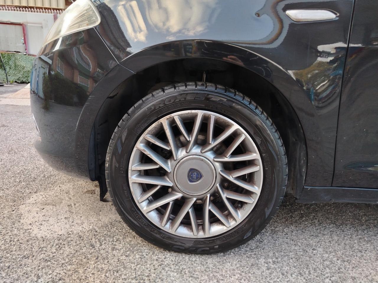 Lancia Ypsilon 1.3 MJT 16V 95 CV 5 porte S&S Platinum