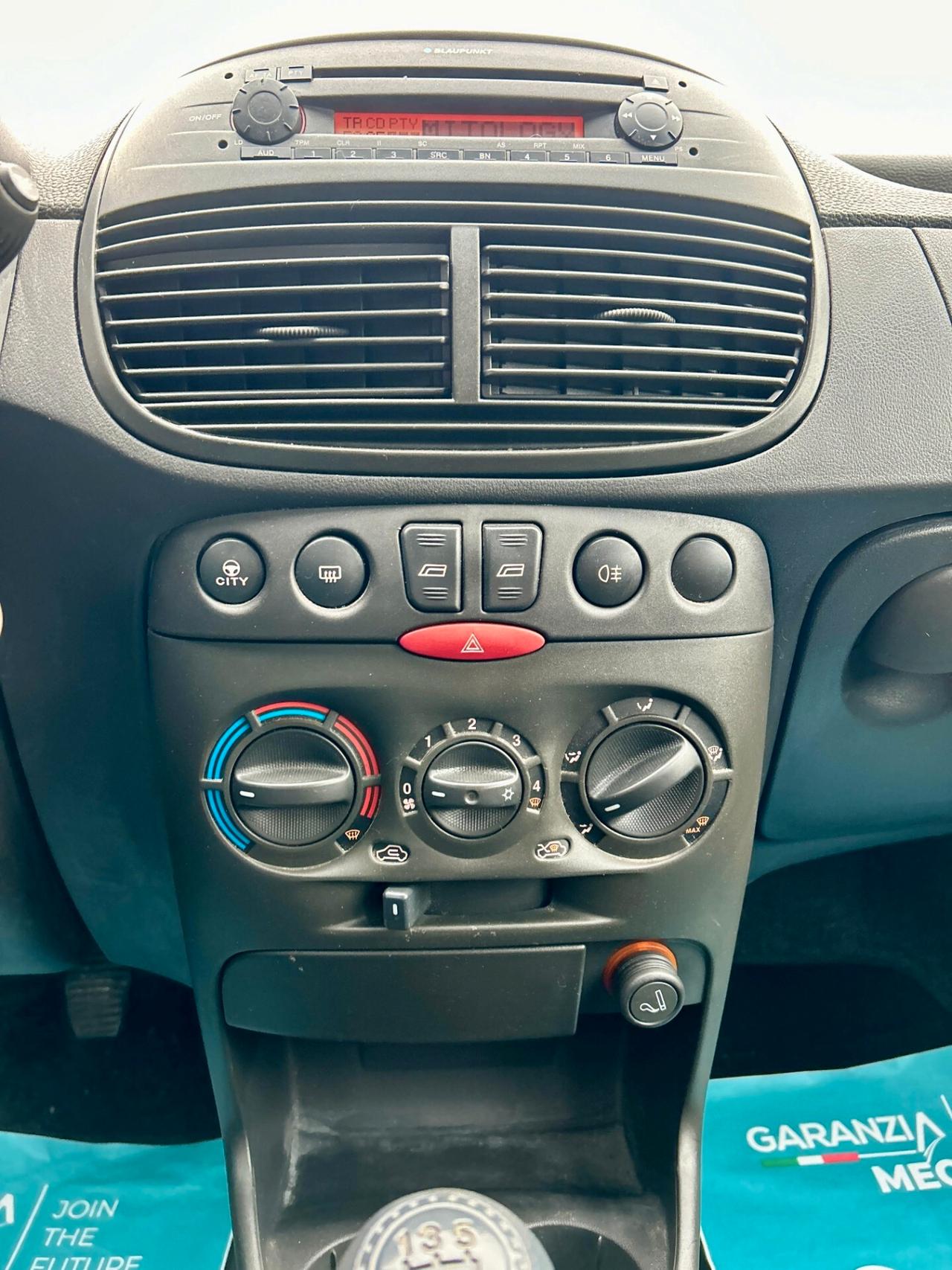 Fiat Punto 1.2 5 porte Dynamic - OK NEOPATENTATO