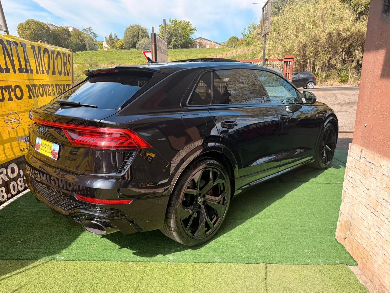 AUDI RS Q8