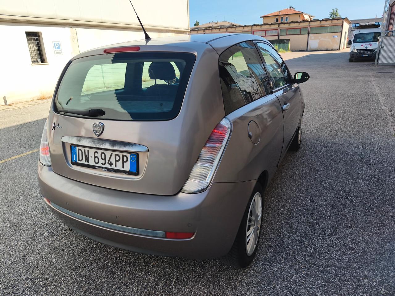 Lancia Ypsilon 1.4GPL NEOPATENTATI