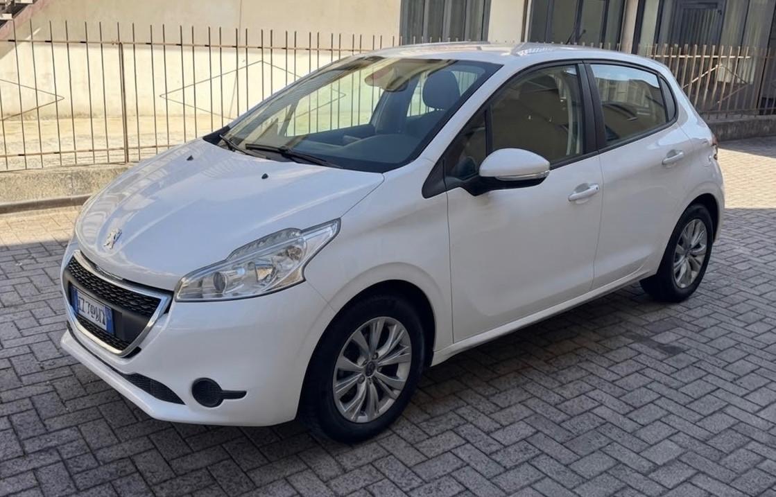 Peugeot 208 1.0 Benzina Ok Neopatentati