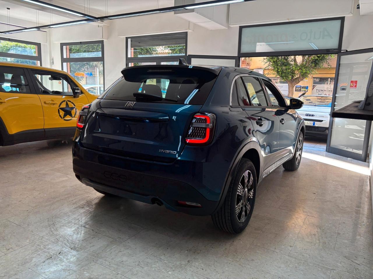 Fiat 600 Hybrid 110 CV DCT MHEV Business Km0 Italiana