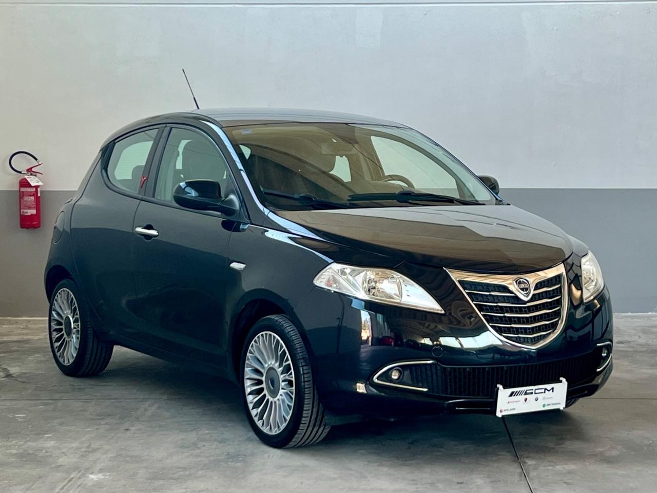 Lancia Ypsilon 1.2 69 CV 5 porte GPL PLATINUM