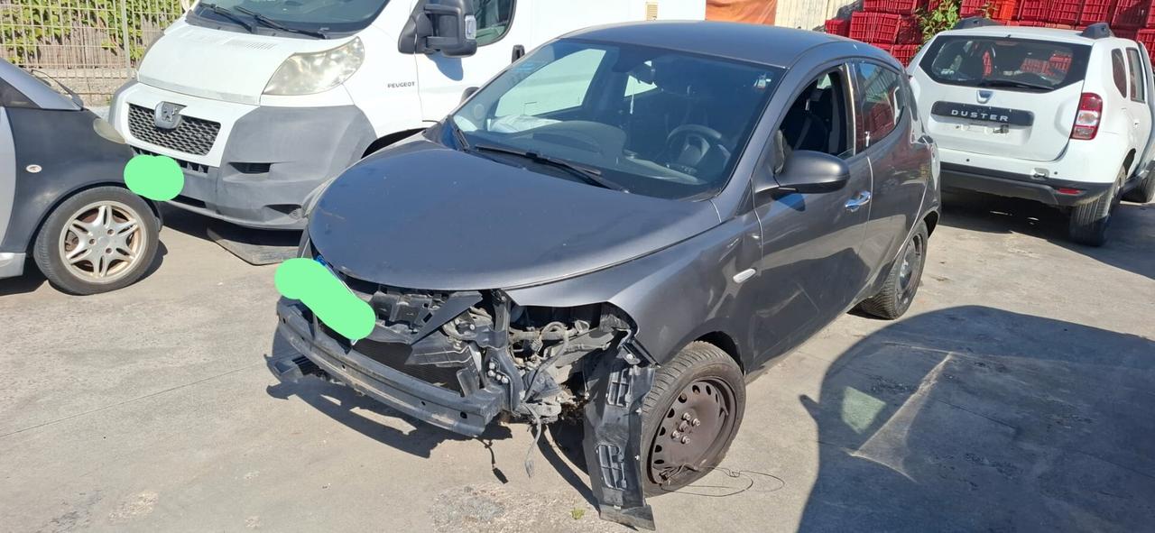 2016 Lancia Ypsilon 1.2 69 CV 5 porte Platinum