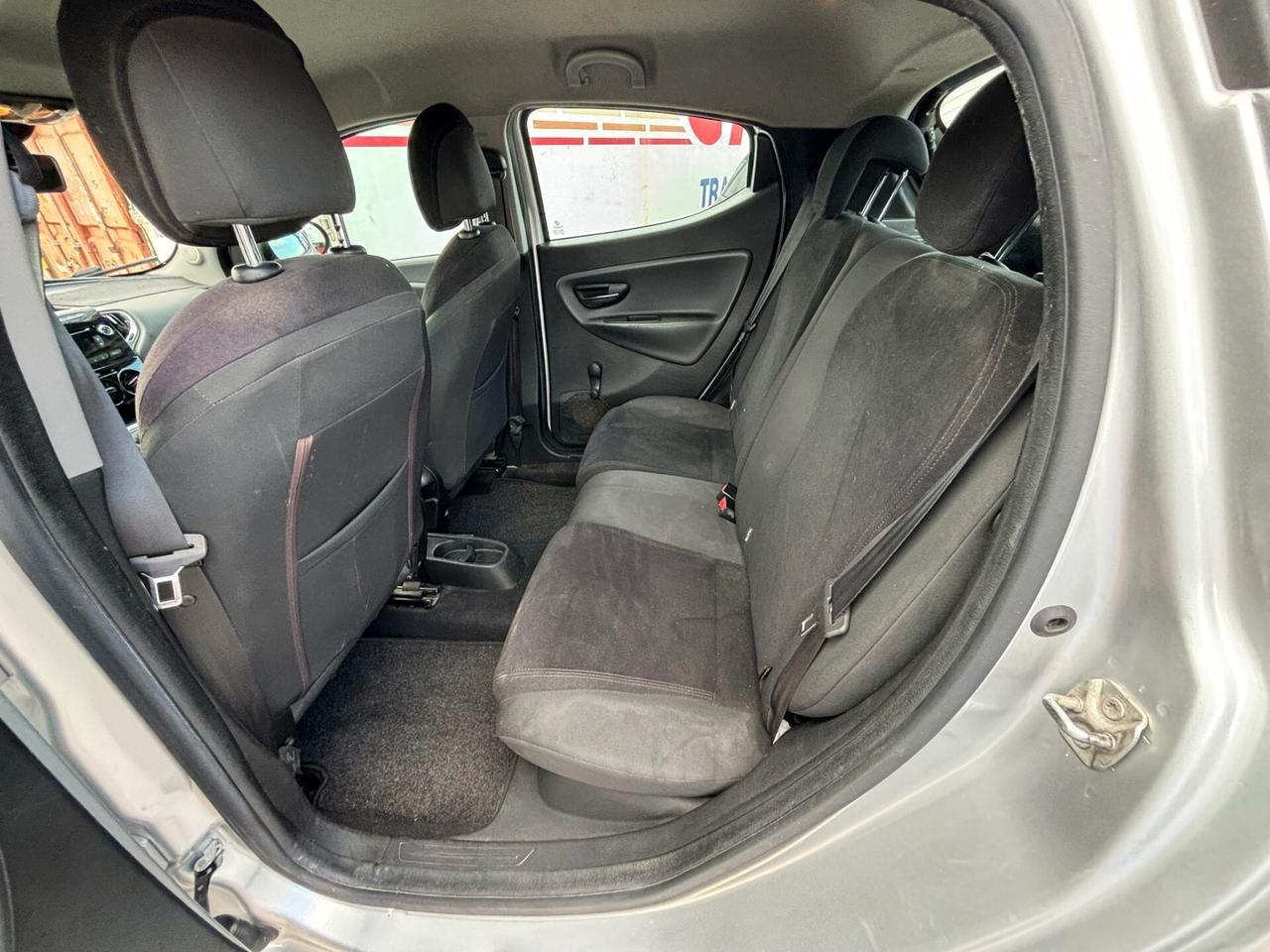 Lancia Ypsilon 0.9 TWINAIR 85 CV 5P METANO ECOCHIC GOLD
