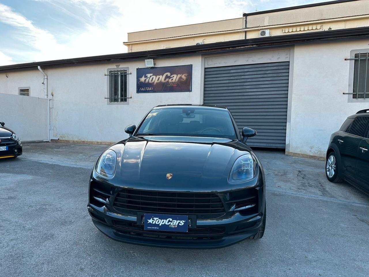 Porsche Macan 2.0 benzina 245 cv - 2021