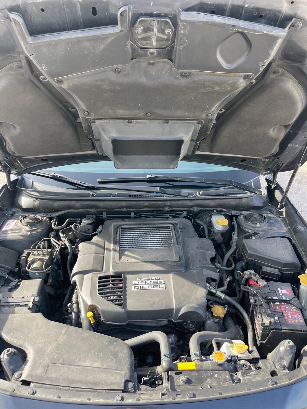 Subaru OUTBACK 2.0d Lineartronic Free