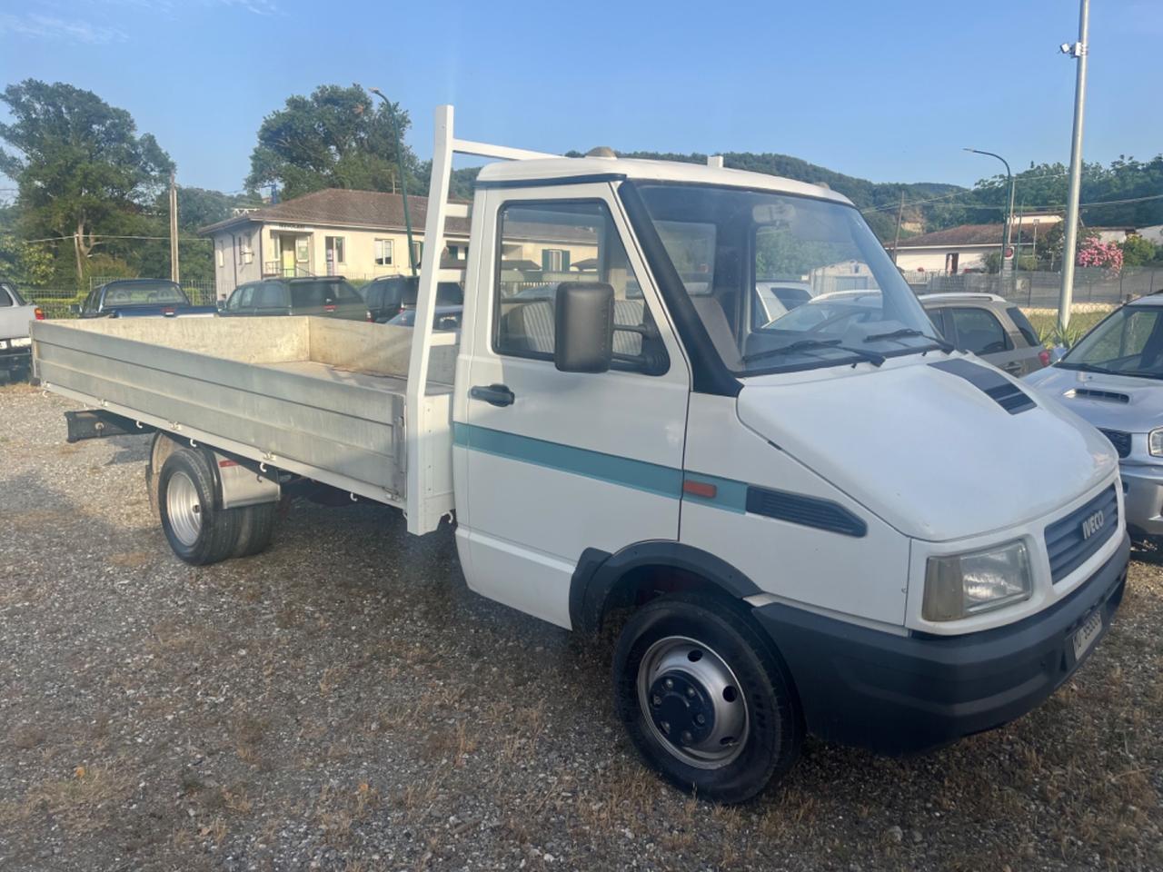 Iveco Daily 35.10 2.8 TD PLM Cabinato Classic