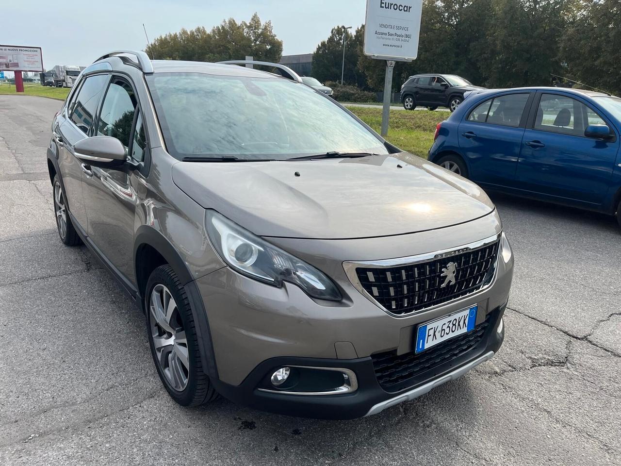 Peugeot 2008 BlueHDi 120 S&S Allure